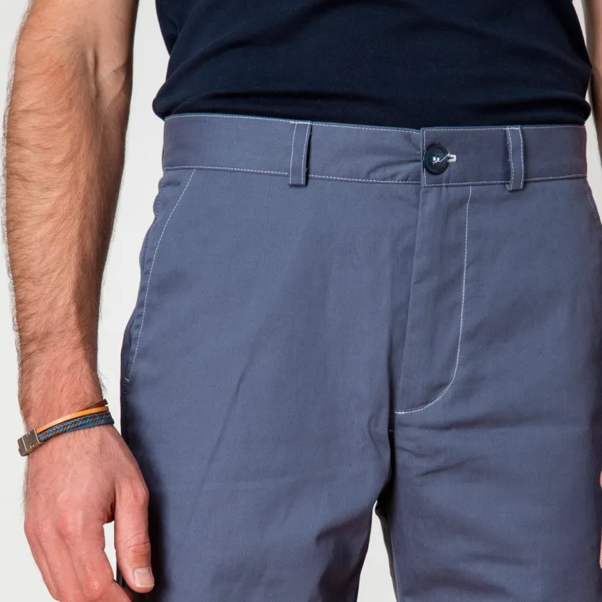Short bleu
