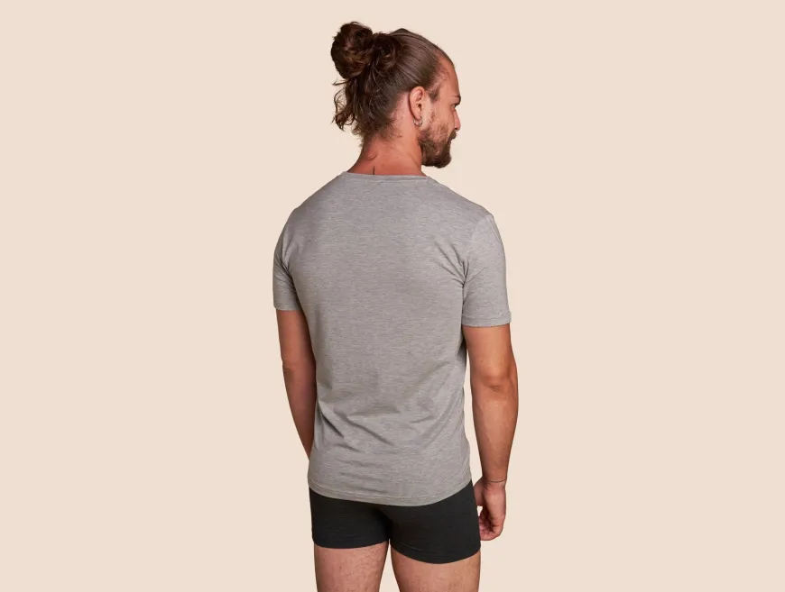 T-shirt col V